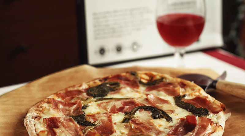 Planes para disfrutar del otoño en casa con una pizza Mamamasa